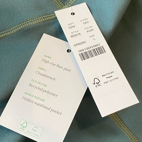 J. Crew  CloudStretch high-rise flare pant Large brand new perfect condition - Picture 4 of 10